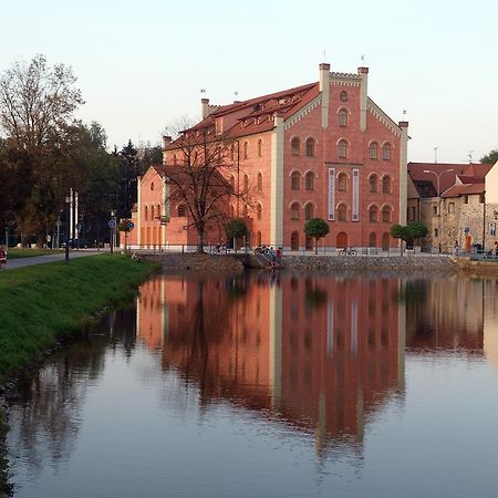 Hotel Budweis Ceske Budejovice Exterior foto